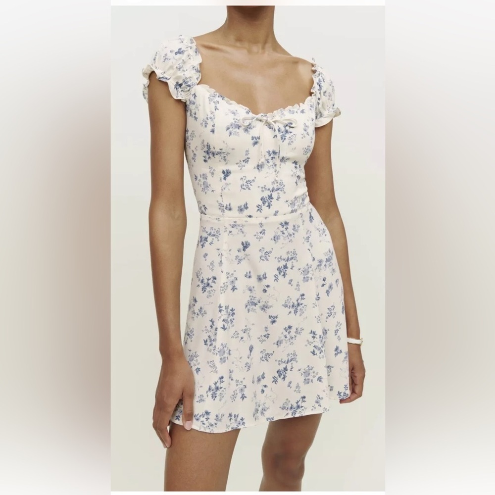 $269 Reformation Pacey Dress in Lula Size 12 Floral white & blue 🤍💙 - Picture 4 of 11